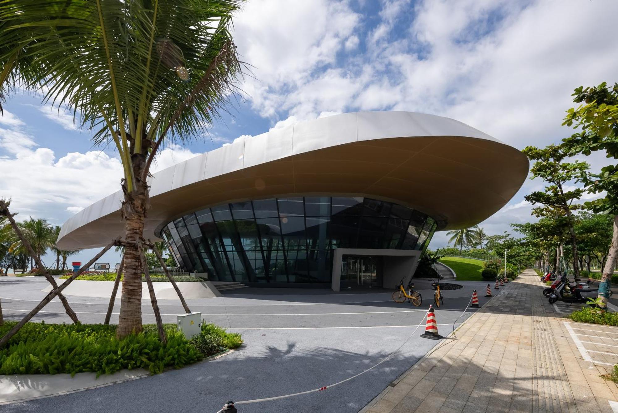 Elnob Seaview Aparthotel Hai Tang Bay Sanya Bagian luar foto